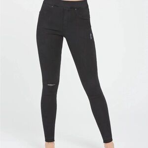 Spanx Size Medium Black Vintage Distressed Ankle Skinny Jeans Released Hem